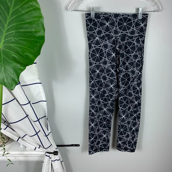 adidas Pants - Women's Adidas Climalite 3/4 Workout Leggings XS